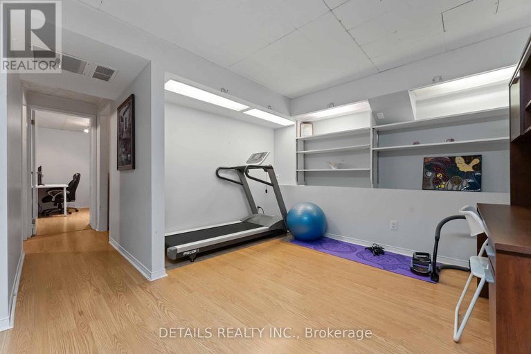 28770609/70-43-stokes-crescent/glencairnhazeldean/ottawa/ontario/K2L2Z5_29