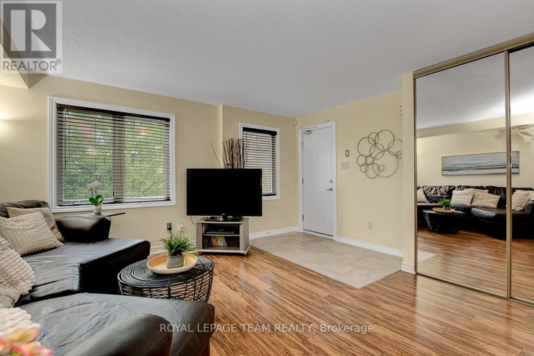 28579922/695a-sue-holloway-drive/strandherd/ottawa/ontario/K2J5R6_11