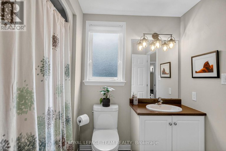28888061/128-chenoa-way/stonebridge/ottawa/ontario/K2J0M2_27