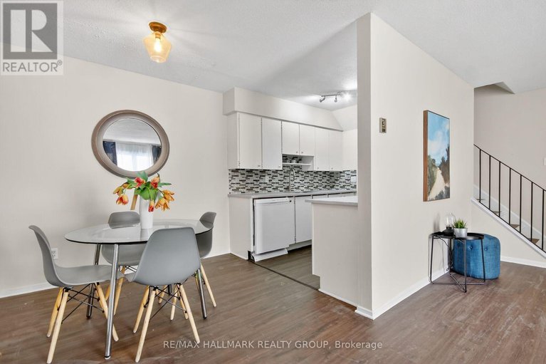 29306749/15-2640-draper-avenue/redwood-park/ottawa/ontario/K2H8V3_10