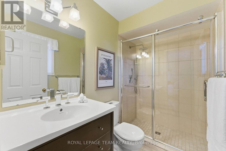 28977787/54-pickwick-drive/cedargrovefraserdale/ottawa/ontario/K2J3E8_18