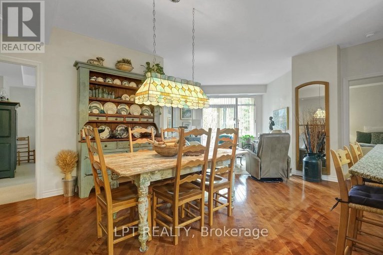 28929558/102-205-bolton-street/lower-townbyward-market/ottawa/ontario/K1N1K7_24