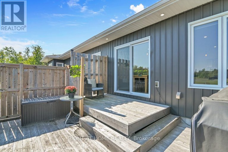 29444354/209-etienne-street/clarencerockland-twp/clarence-rockland/ontario/K0A1E0_43