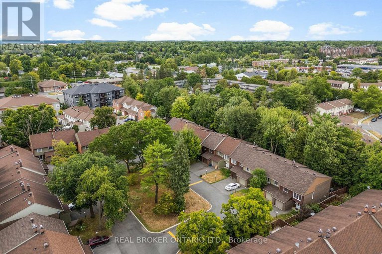 28816941/33-83-glen-park-drive/blackburn-hamlet-south/ottawa/ontario/K1B3Z1_36
