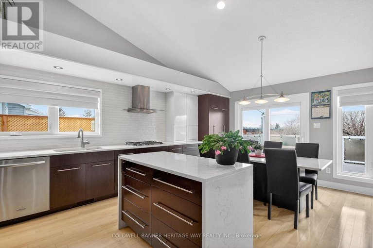 29472808/54-harold-street/almonte/mississippi-mills/ontario/K0A1A0_10