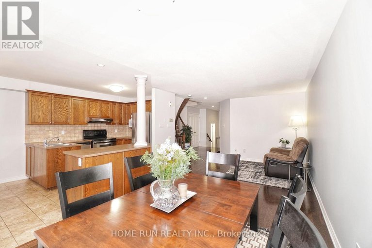 29605927/2222-brockstone-crescent/avalon-east/ottawa/ontario/K4A4V5_14