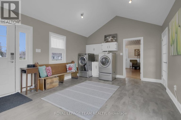 28403299/1456-meadow-drive/greely/ottawa/ontario/K4P1B1_33
