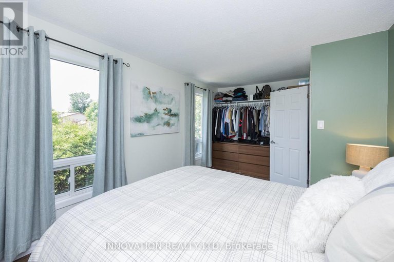 28478550/44-35-bering-court/katimavik/ottawa/ontario/K2L2B8_29