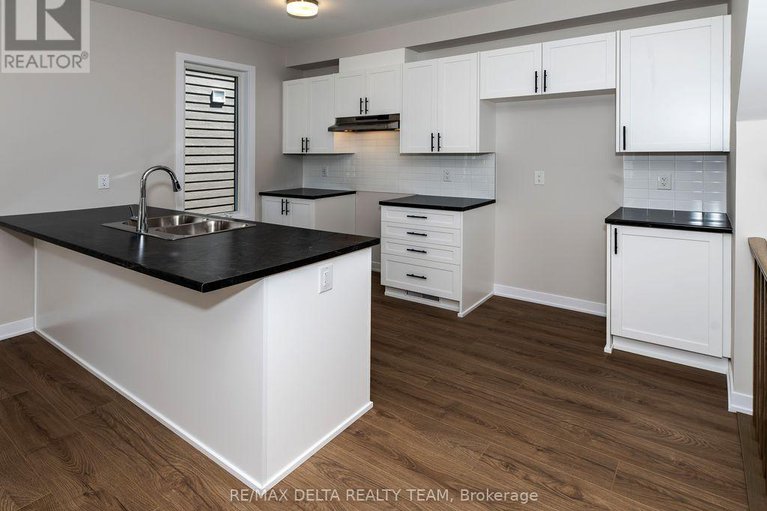 28641396/337-catsfoot-walk-s/half-moon-bay/ottawa/ontario/K2J7G7_10