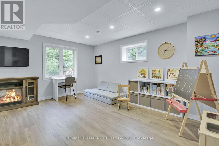 28577155/648-robert-street/town-of-rockland/clarence-rockland/ontario/K4K1E8_42