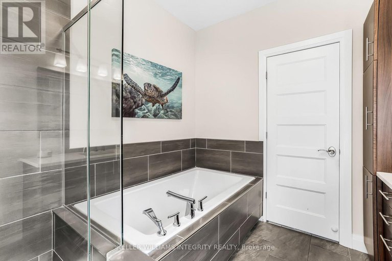 28399629/42-granite-street/clarencerockland-twp/clarence-rockland/ontario/K4K0H8_22