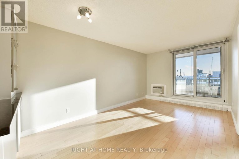 28856656/1705-1785-frobisher-lane/riverview-park/ottawa/ontario/K1G3T7_10
