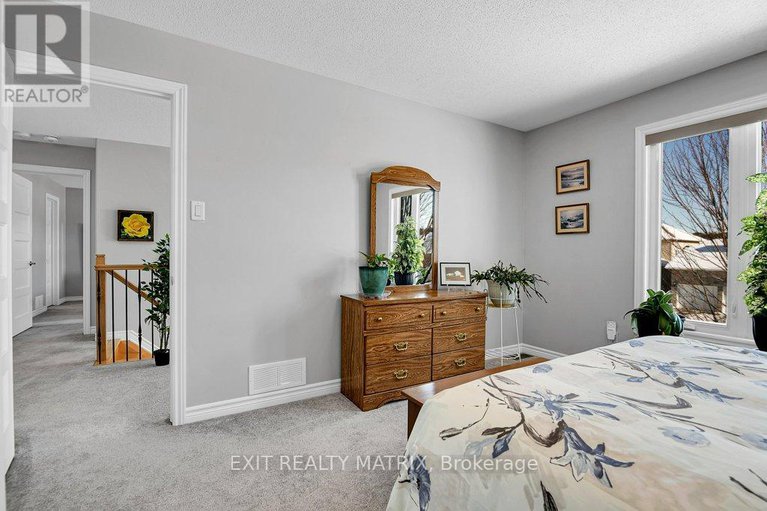 29329751/106-cobblestone-drive/village-of-russell/russell/ontario/K4R0B2_23