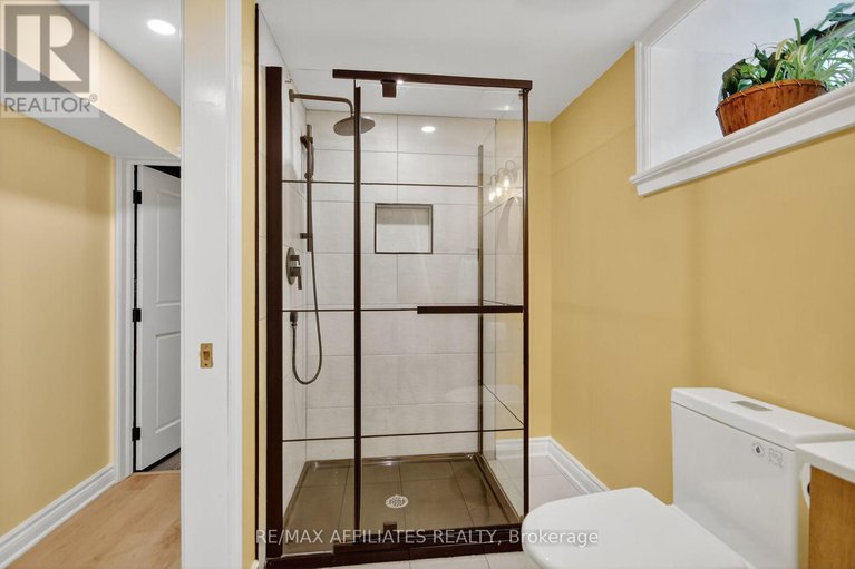28967487/31-fourth-avenue/glebe/ottawa/ontario/K1S2L1_37