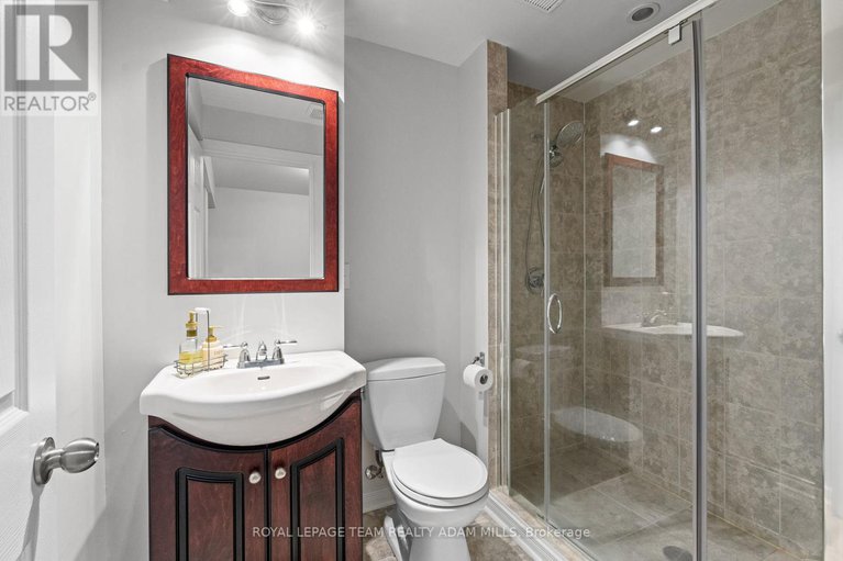 29030292/503-stonechurch-way/cedargrovefraserdale/ottawa/ontario/K2J0C5_35