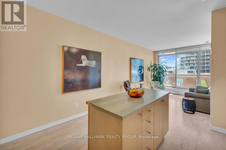 28308377/610-383-cumberland-street/lower-townbyward-market/ottawa/ontario/K1N1J7_11