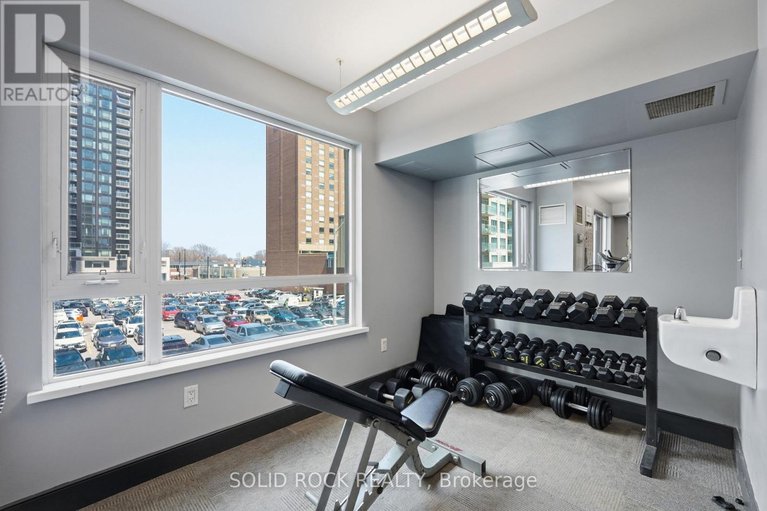 29649227/910-200-besserer-street/sandy-hill/ottawa/ontario/K1N0A7_9