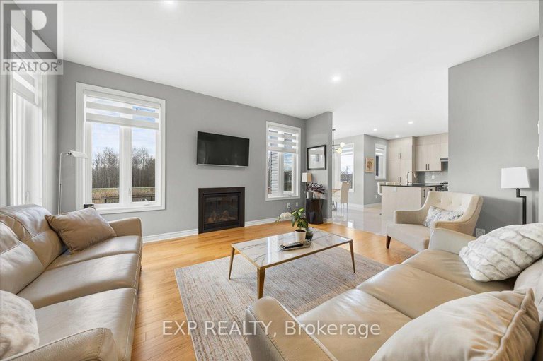 29135889/676-fisher-street/north-grenville-twp-kemptville-south/north-grenville/ontario/K0G1J0_11