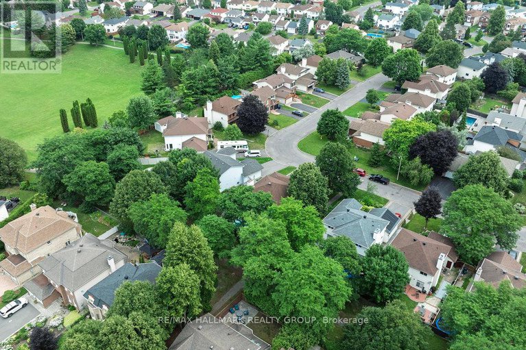 28623140/1656-canemore-crescent/fallingbrookpineridge/ottawa/ontario/K4A1S6_34