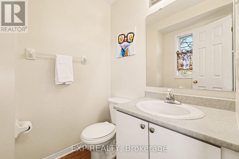 29666141/8-barnaby-private/overbrookcastle-heights/ottawa/ontario/K1K4S4_8