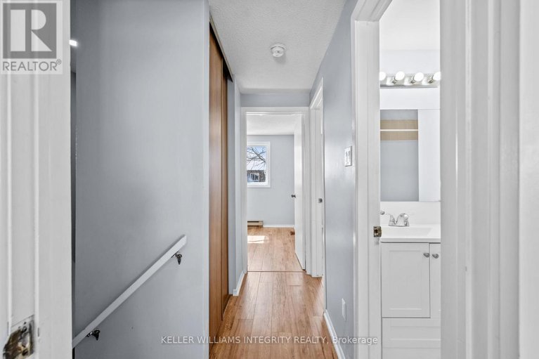 28162368/145-3021-olympic-way/blossom-parkleitrim/ottawa/ontario/K1T1Y3_18