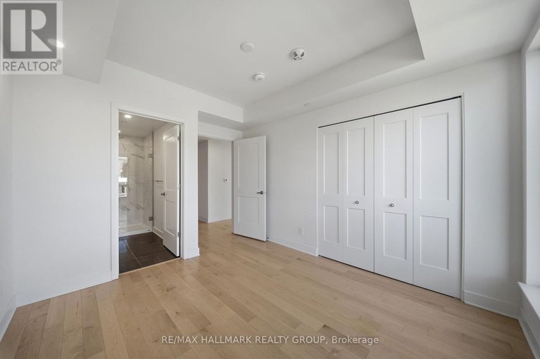 29589402/2202-180-george-street/lower-townbyward-market/ottawa/ontario/K1N0G8_8