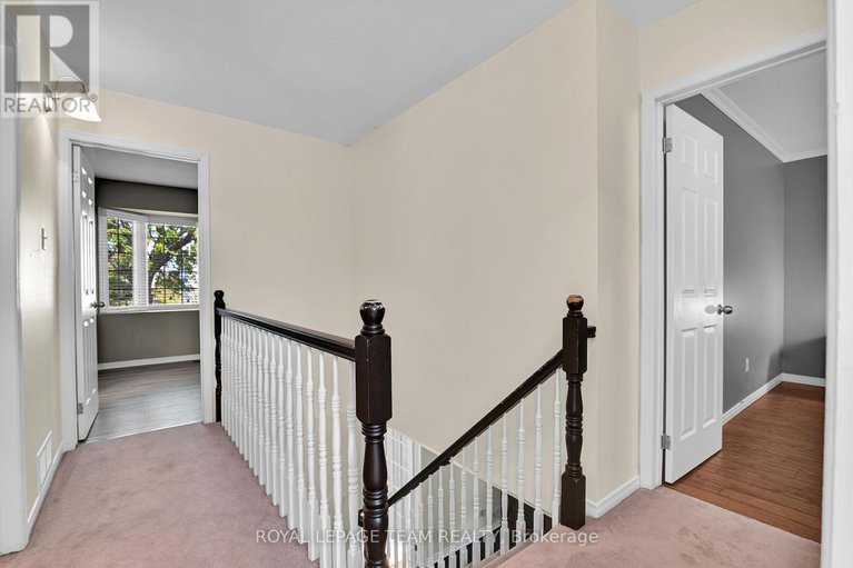 29366735/310-mceachern-crescent/bilberry-creekqueenswood-heights/ottawa/ontario/K1E3K2_15