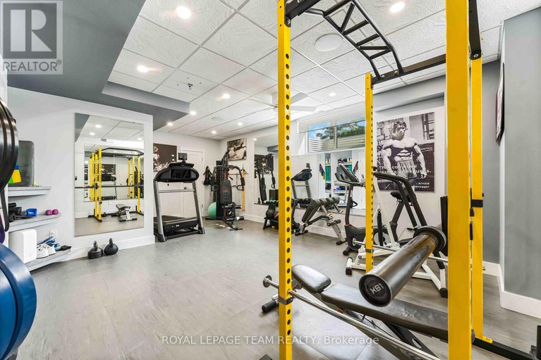 28939838/1546-claymor-avenue/carleton-heights/ottawa/ontario/K2C1T1_33