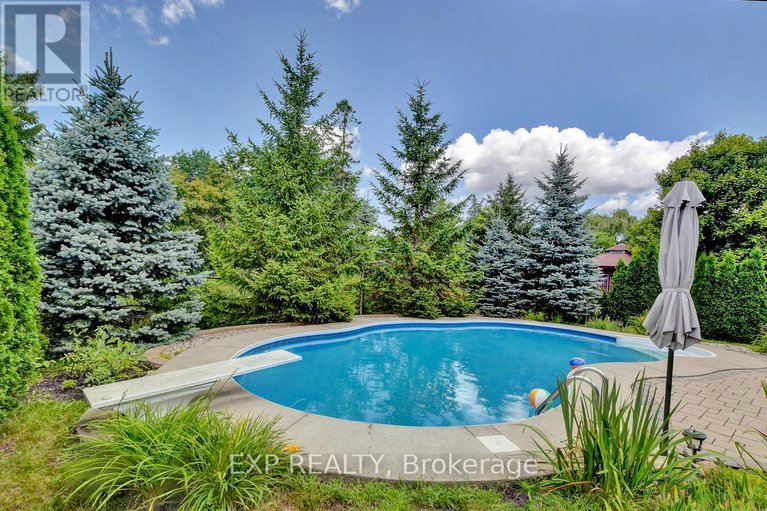 28619248/135-riversedge-crescent/riverside-southgloucester-glen/ottawa/ontario/K1V0Z8_48
