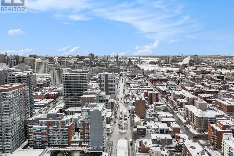 28302744/180-york-street/lower-townbyward-market/ottawa/ontario/K1N1J6_20