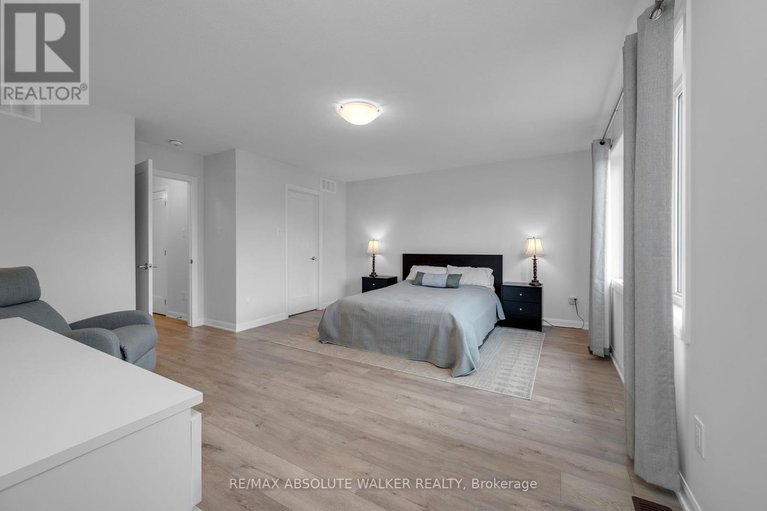 28786896/21-fossa-terrace-n/half-moon-bay/ottawa/ontario/K2J6W4_15