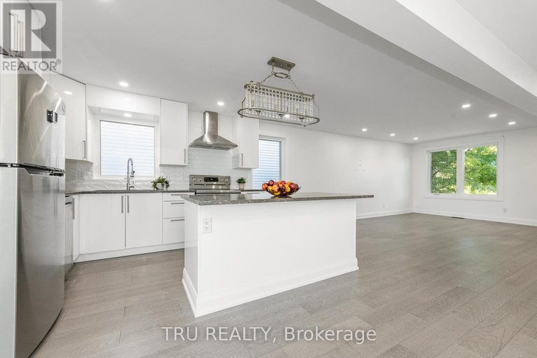 28892803/381-north-river-road/vanier/ottawa/ontario/K1L8C3_19