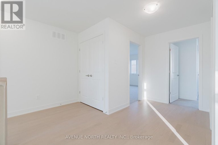 29652352/1729-rotterdam-circle/rural-kanata-central/ottawa/ontario/K2W1A5_40