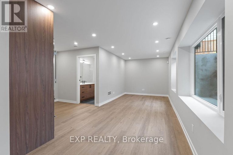 29067120/261-dovercourt-avenue/westborohampton-park/ottawa/ontario/K1Z5P5_42