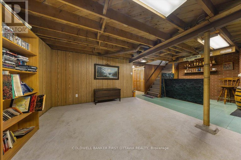 28744577/2146-rushton-road/mckellar-heightsglabar-park/ottawa/ontario/K2A1N7_23