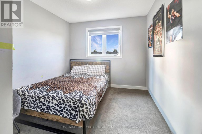 29051195/2070-winsome-terrace/fallingbrookgardenway-south/ottawa/ontario/K4A5M9_21