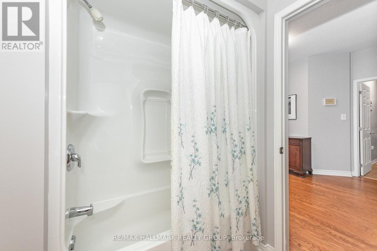 29228052/102-kelso-private/stonebridge/ottawa/ontario/K2J0L9_11