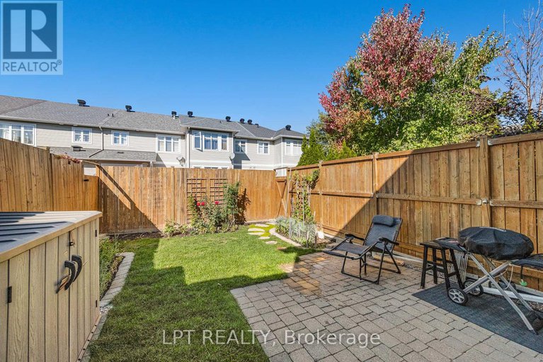 28989666/16-calaveras-avenue/longfields/ottawa/ontario/K2J4Z8_41