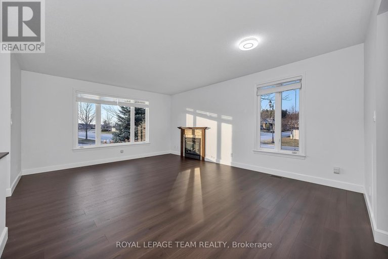 29590571/28-magnolia-way/north-grenville-twp-kemptville-south/north-grenville/ontario/K0G1J0_7