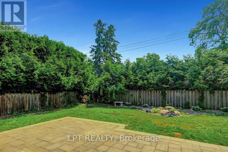 28676196/298-crestview-road/alta-vistafaircrest-heights/ottawa/ontario/K1H5G6_49