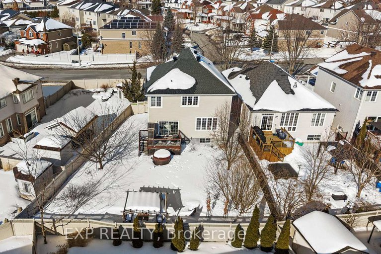 29385318/117-joshua-street/mer-bleuebradley-estatesanderson-park/ottawa/ontario/K1W0A4_43