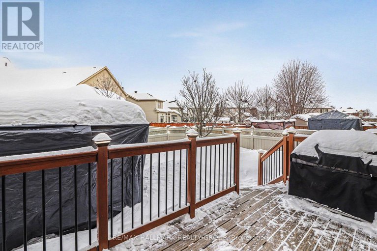 29357933/241-trail-side-circle/springridgeeast-village/ottawa/ontario/K4A5B5_30