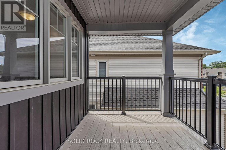 28814224/149-minikan-street/blossom-parkkemp-parkfindlay-creek/ottawa/ontario/K1X0E5_25