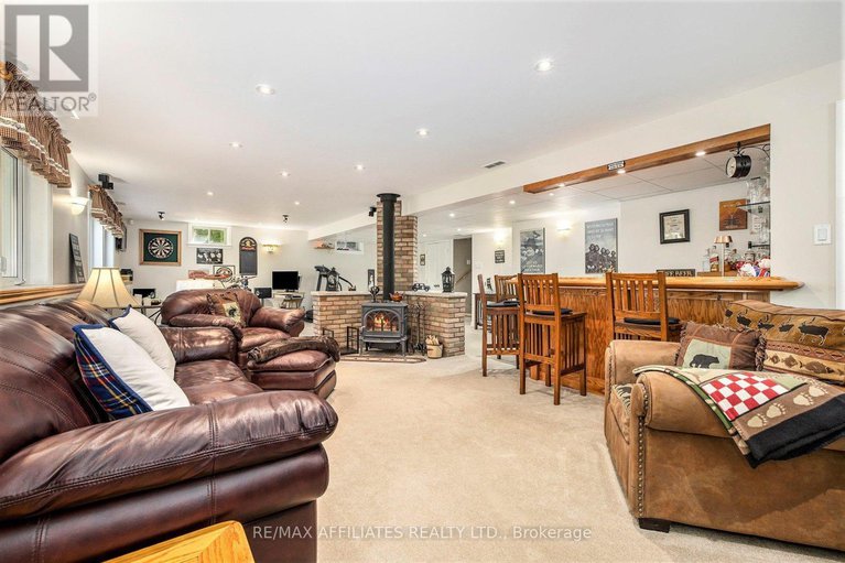 28652635/8185-jock-trail/goulbourn-twp-from-franktown-rdsouth-to-rideau/ottawa/ontario/K0A2Z0_29