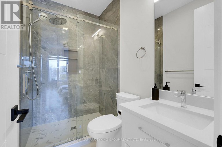 28550899/623-rowanwood-avenue/mckellarhighland/ottawa/ontario/K2A3E3_34