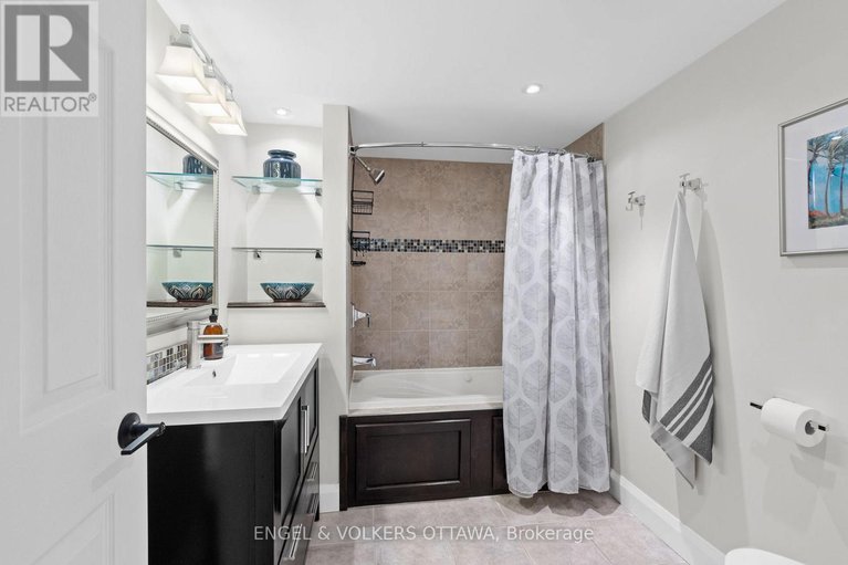 28434208/6196-elkwood-drive/greely/ottawa/ontario/K4P1M9_40