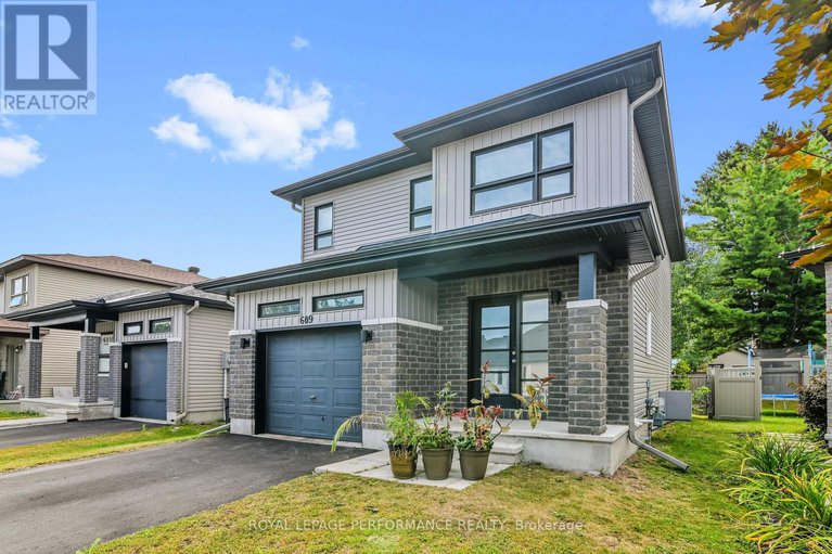 28812434/609-robert-street/town-of-rockland/clarence-rockland/ontario/K4K1E8_2