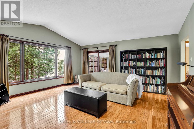 28202827/7-deerfield-drive/mcnabbraeside-twps/mcnabbraeside/ontario/K0A3L0_22