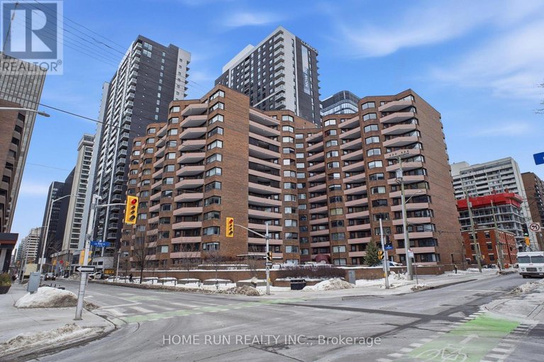 29392082/104-151-bay-street/ottawa-centre/ottawa/ontario/K1R7T2_1