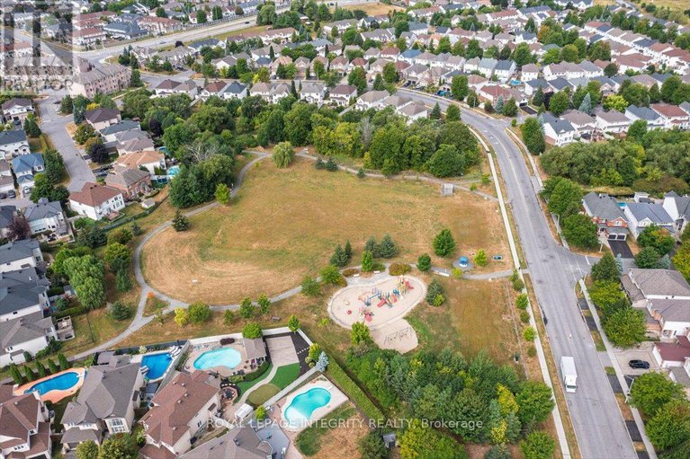 28804578/106-trail-side-circle/springridgeeast-village/ottawa/ontario/K4A5A9_47